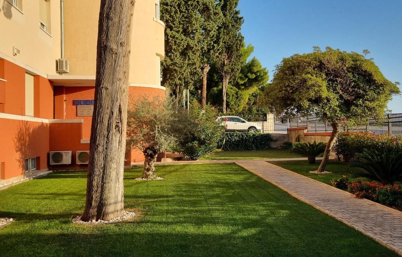 Apartments Suzy Сплит Экстерьер фото